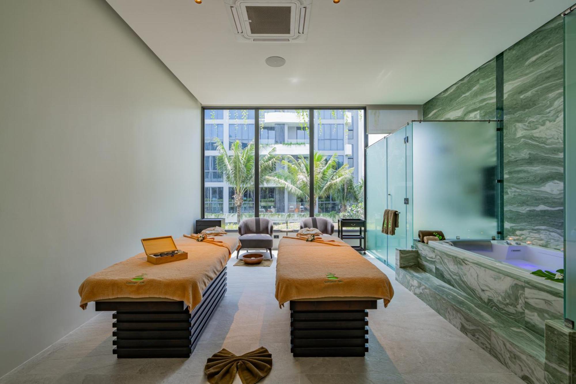 La Green Hotel And Residence Bang Tao Beach  Exterior photo