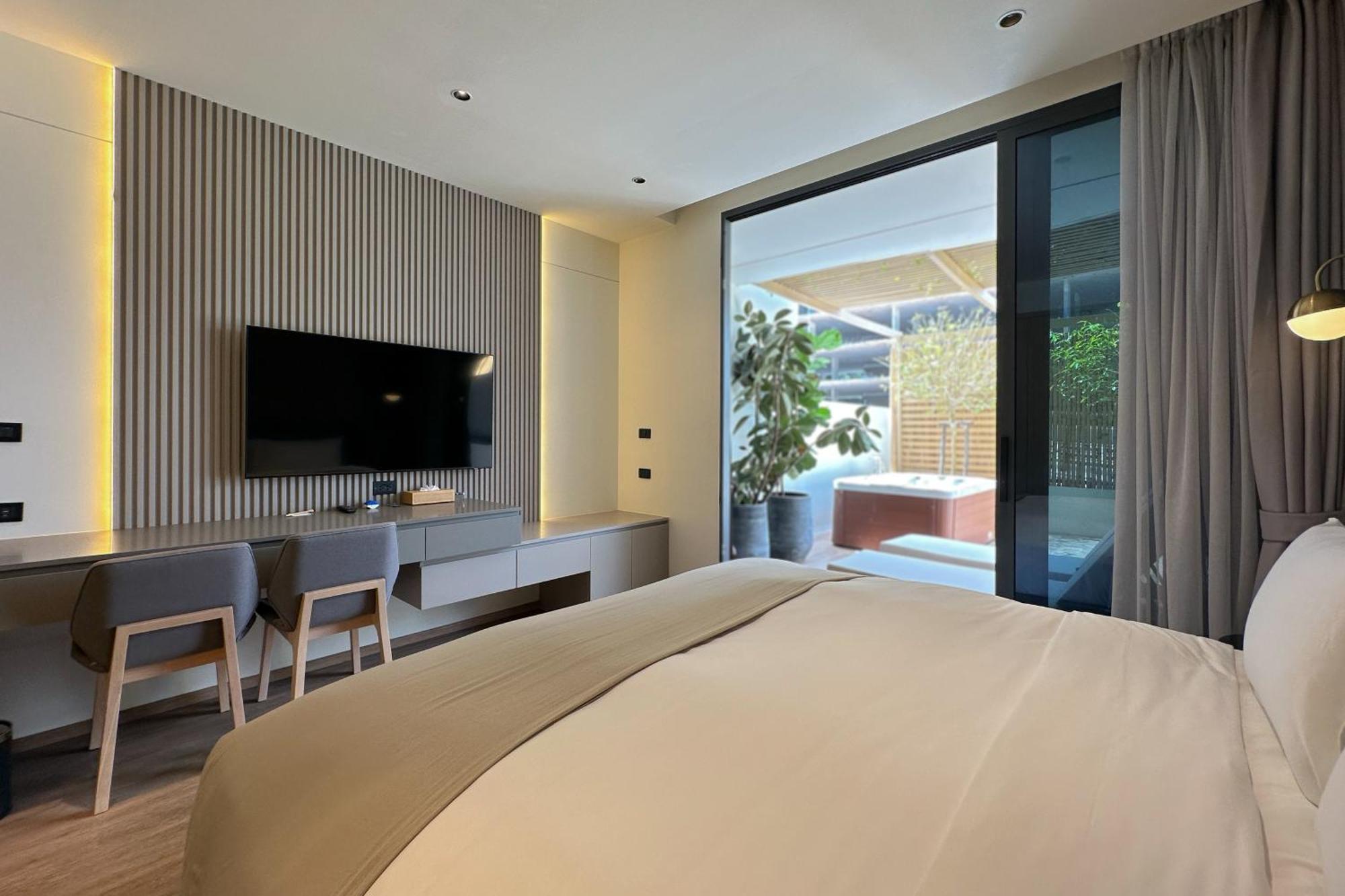La Green Hotel And Residence Bang Tao Beach  Exterior photo